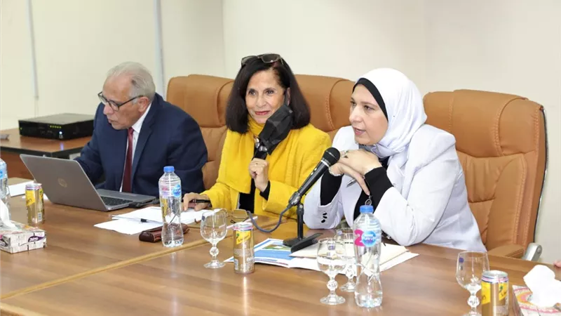 ورشة عمل لوضع إطار مؤسسى لمركز التعلم عن بعد للمعلمين