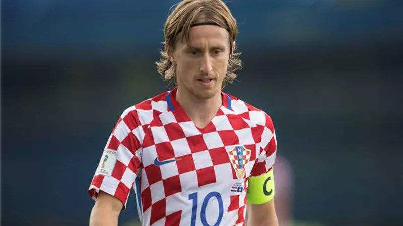 مودريتش يقود تشكيل كرواتيا الرسمى أمام الأرجنتين في كأس العالم