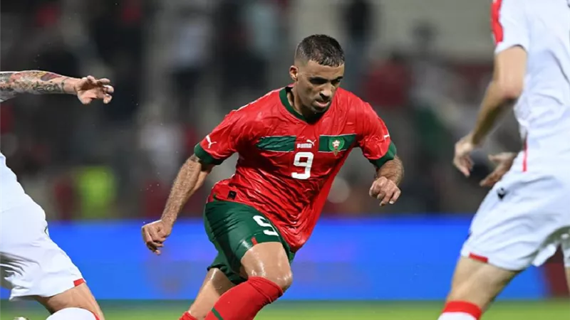 هل يتأثر اتحاد جدة من غياب نجم منتخب المغرب عن مواجهة الشباب؟