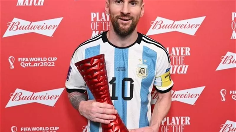 ليونيل ميسي رجل مباراة الأرجنتين وكرواتيا في كأس العالم