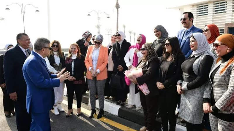 رئيس الهيئة يستقبل وفد المجلس القومي للمرأة