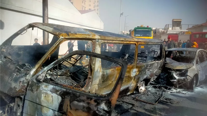 حادث مروع بطريق روكسي رمسيس خلف جامعة عين شمس
