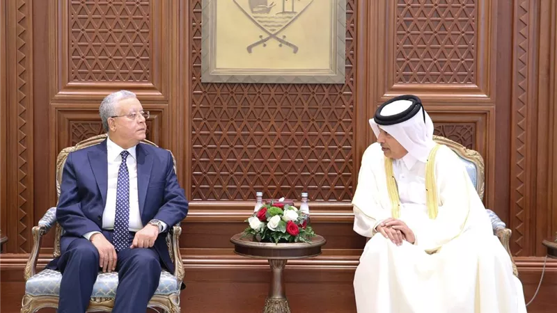 جبالي يلتقي رئيس مجلس الشورى القطري ويوقع بروتوكولاً للتعاون