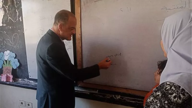 مدير تعليم الإسماعيلية يتفقد المدارس الإبتدائية..صور