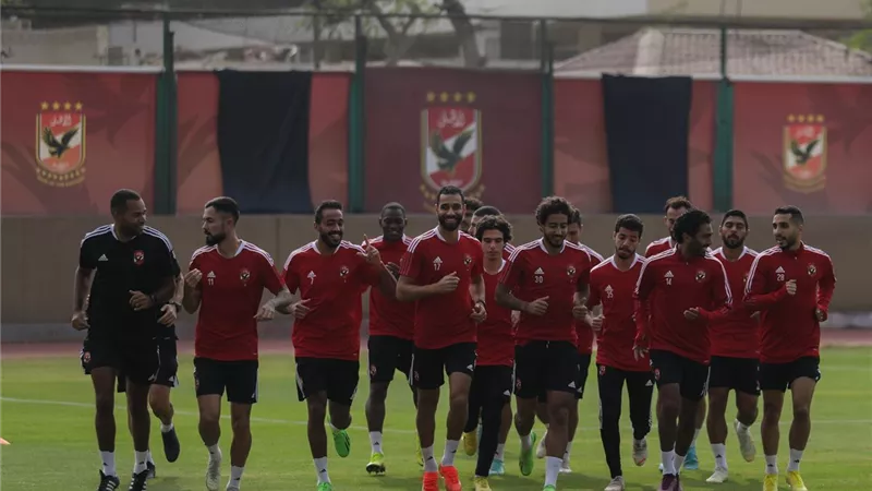 عبدالحفيظ يعاتب السولية.. وكولر يوبخ لاعبي الأهلي لهذا السبب!