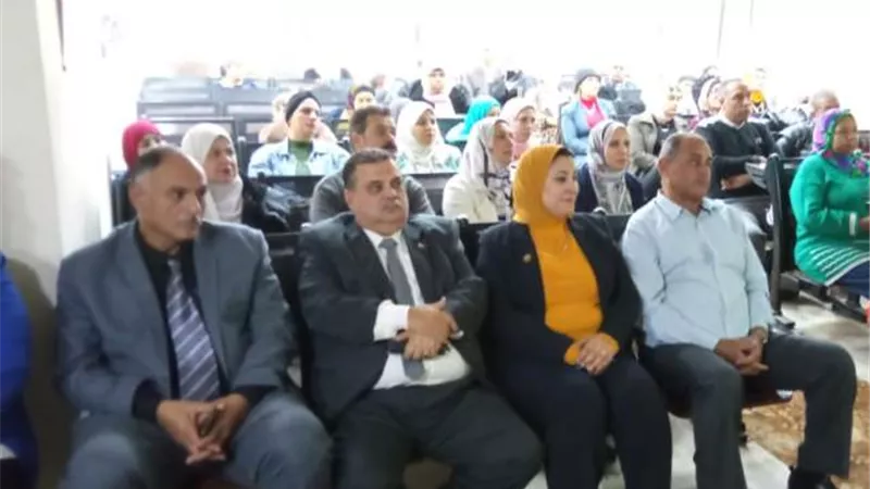 كامل:التثقيف دستور العمل النقابى لتعزيزالتصدى للحروب الالكترونية