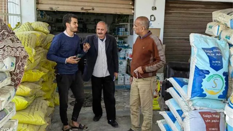 حملة تفتيشية على محلات المبيدات في الإسماعيلية..صور