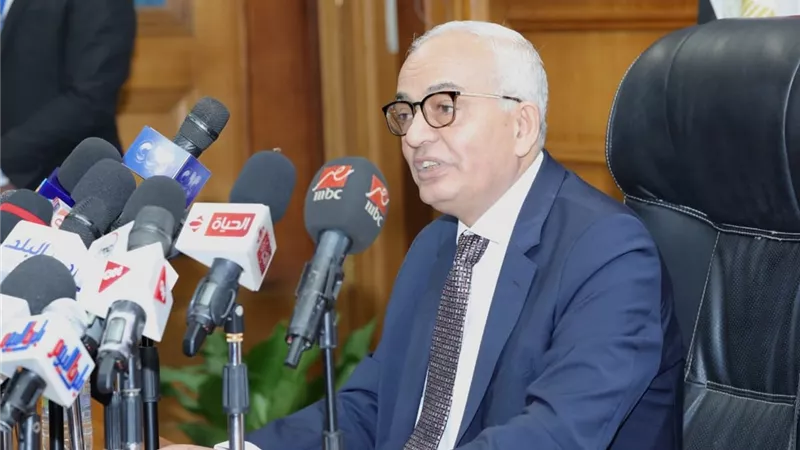 أمهات مصر: نناشد التعليم باتاحة نماذج إمتحانات لرابعةوخامسة ابتدائي