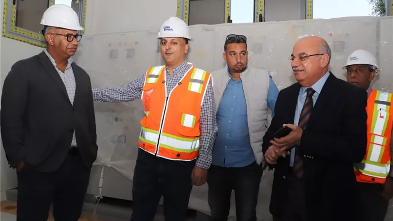 فريق الهيئة الأمريكية للتنمية الدولية يتفقد محطة الصرف الصحى بأسيوط