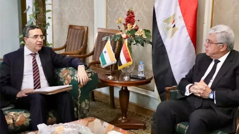 وزير التعليم العالى يبحث دعم التعاون العلمى والتكنولوجى مع الهند
