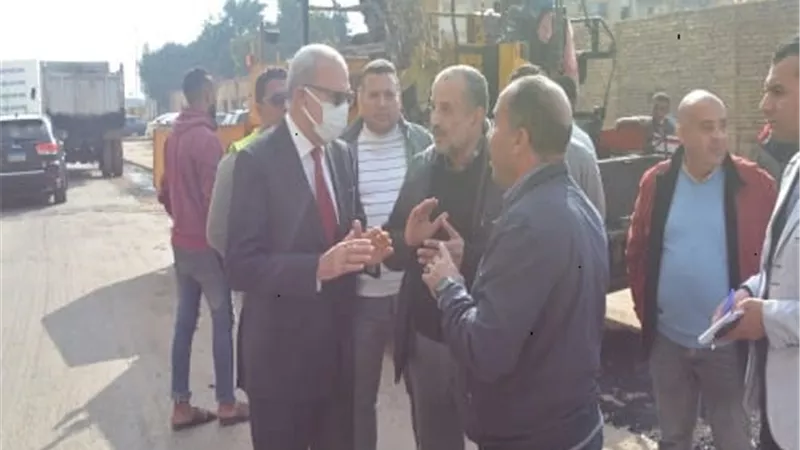 محافظ القليوبية يتفقد رصف المرحلة الثانية من شارع فريد ندا ببنها