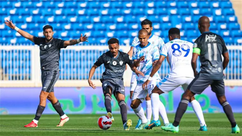أبها يحول تأخره بهدف إلى الفوز بهدفين أمام الطائي بالدوري السعودي