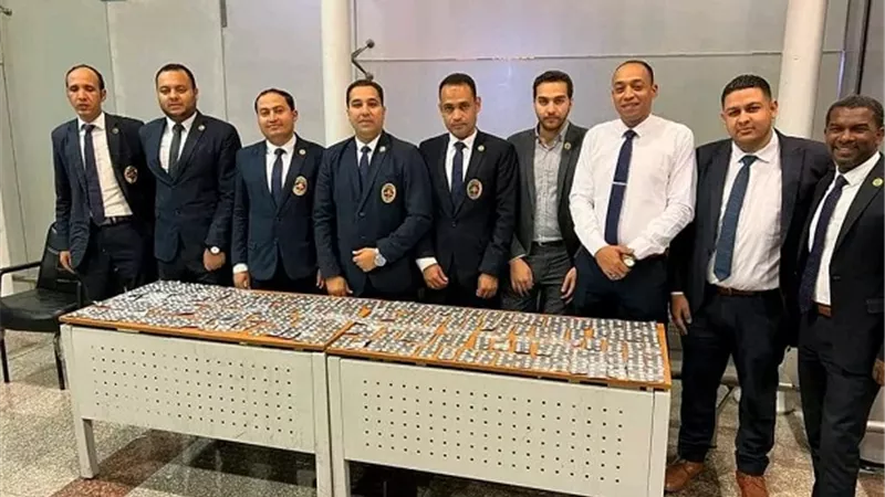 جمارك مطار الغردقة تضبط محاولة تهريب عدد من الأقراص المخدرة