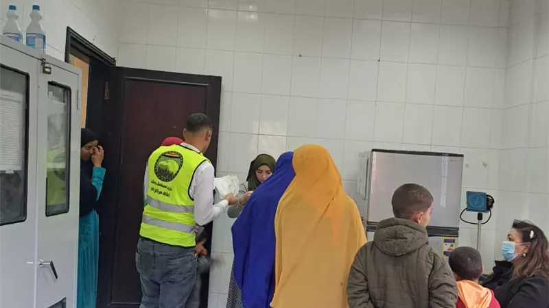 الكشف الطبي على 855 مريضا في 