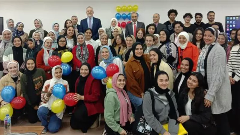 تفاصيل استقبال مستشار كولومبيا فى اللغات والترجمة بجامعة بدر/ فيديو