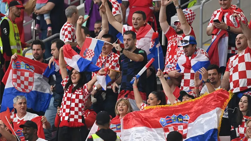 جماهير المغرب وكرواتيا تزين المدرجات فى لقاء برونزية كأس العالم
