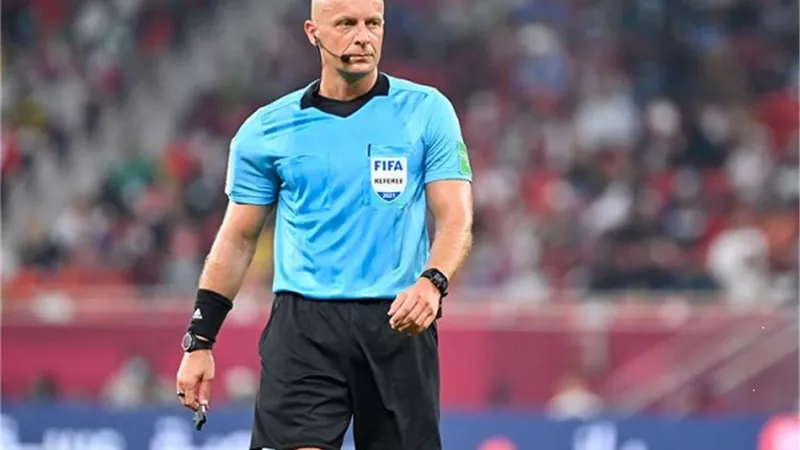 البولندي مارشينياك حكما لنهائي كاس العالم 2022