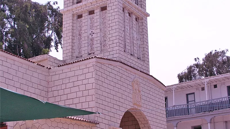 سداد المصروفات الدراسيه ل82 طالبا بناصر