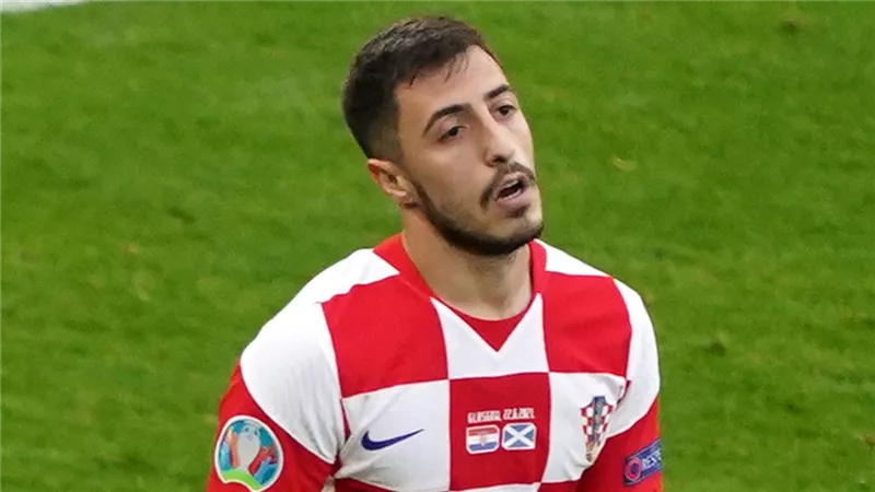 برشلونة يقترب من ضم نجم منتخب كرواتيا بكأس العالم 2022