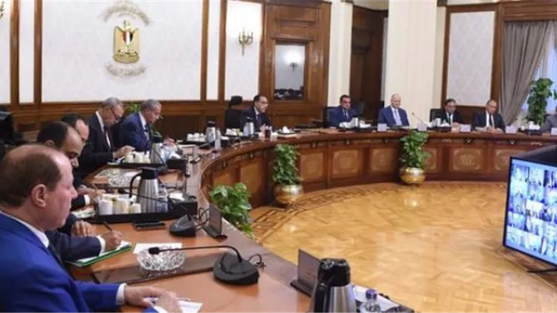 توجيهات من رئيس الوزراء للمحافظين بشأن معرض 