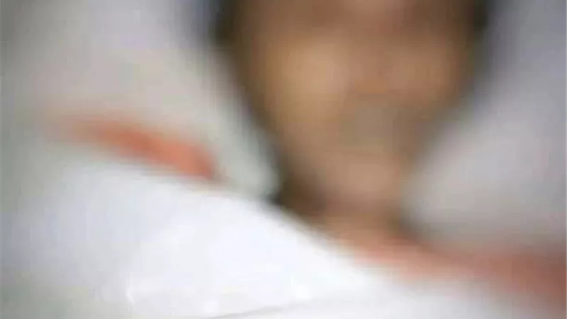 الزوجان أنهيا حياتهما بالأسلحة البيضاء