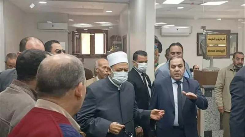 بالصور.. شيخ الأزهر يتفقد مدينة البعوث الإسلامية في زيارة مفاجئة