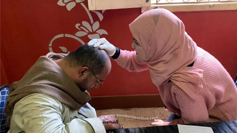جامعة السادات تنظم قافلة طبية بقرية 