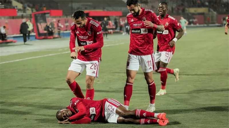 موعد والقناة الناقلة لمباراة الأهلي وفاركو بالدوري المصري
