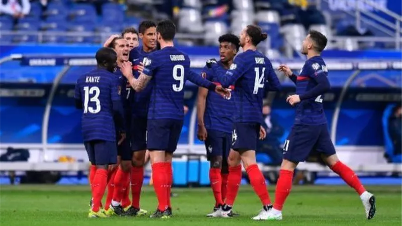 برشلونة يقترب من التعاقد مع نجم منتخب فرنسا