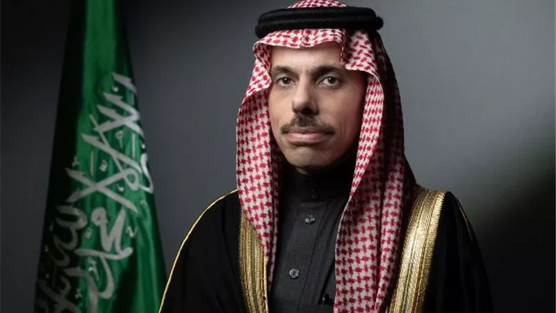 وزير الخارجية السعودي يصل الى الأردن للمشاركة بمؤتمر