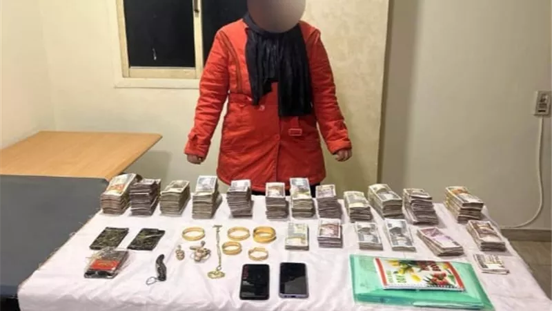 القبض على سيدة بـ مشغولات ذهبية من تجارة المخدرات