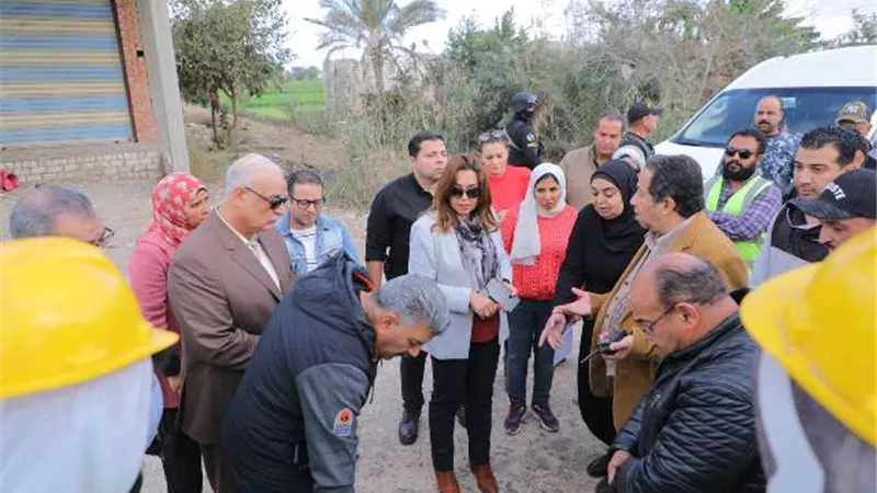 محافظ دمياط تتابع ميدانيًا مشروعات المبادرة الرئاسية 