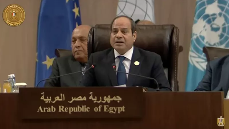 الرئيس السيسي: هناك تعهد بدعم العراق في سبيل تحقيق أمنه واستقراره واستعادة مكانته التاريخية