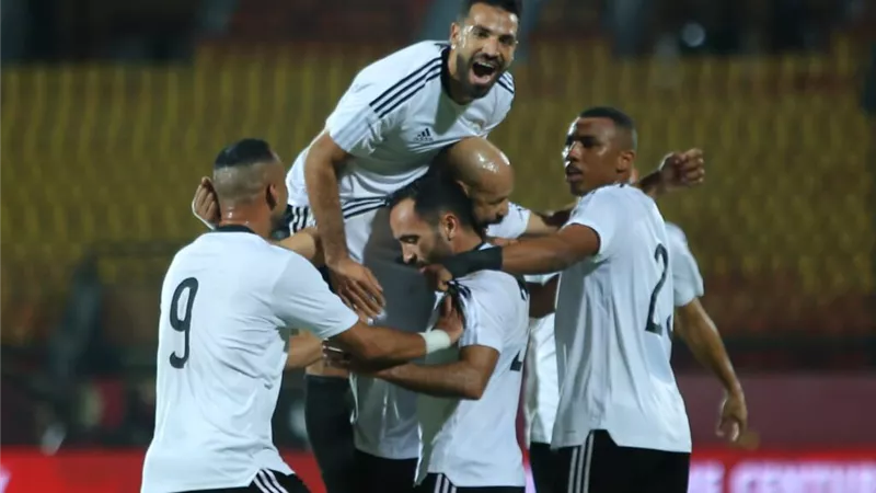 طلائع الجيش ينهى الشوط الأول متقدماً بهدف أمام البنك الأهلي