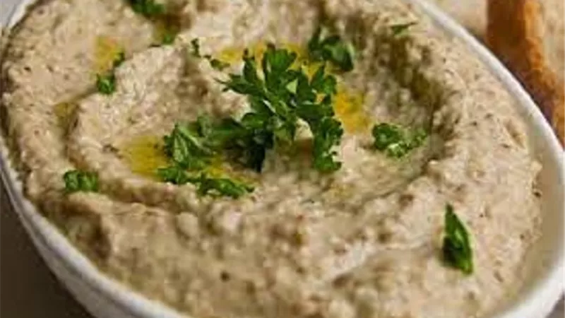 سلطة البابا غنوج بالطريقه الاصليه