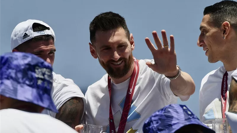 منتخب الأرجنتين يحتفل بكأس العالم بـ