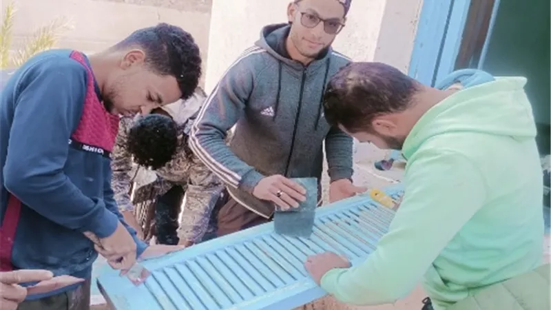 القوى العاملة: التدريب على مهنة النقاشة والدهانات بالوادى الجديد