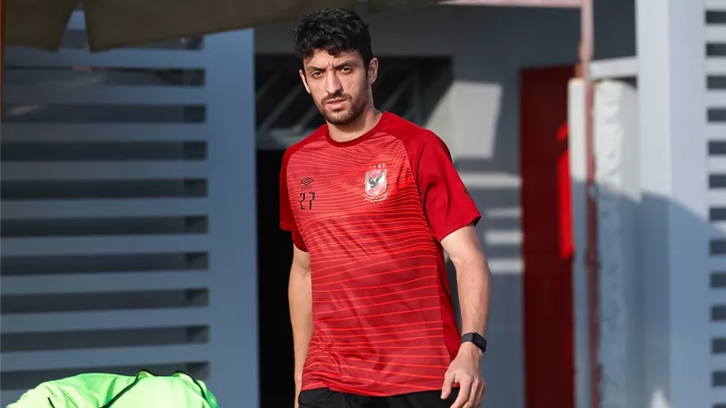 طاهر يقترب من العودة لتدريبات الأهلي