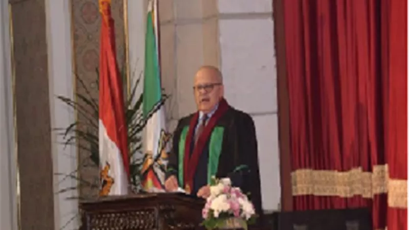 الخشت: 43% نسبة الاستشهادات الدولية لبحوث جامعة القاهرة