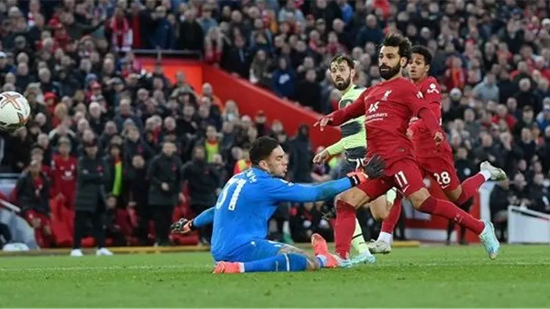 مانشستر سيتى بدون 11 لاعبا أمام ليفربول غدا بكأس الرابطة