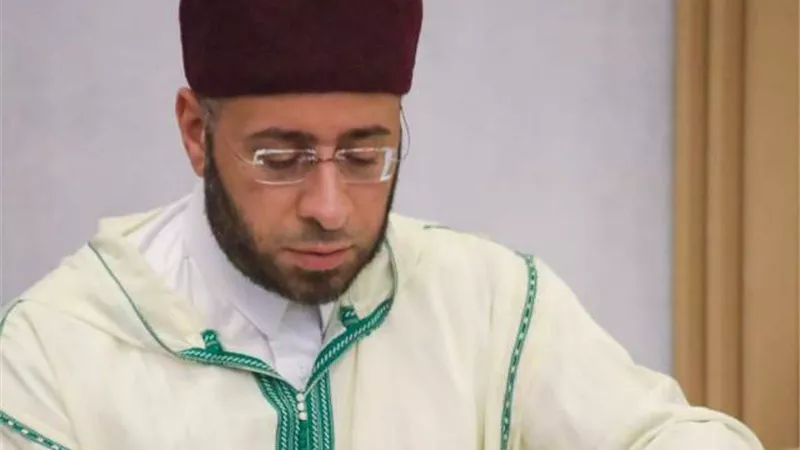أسامة الأزهري يشارك في الاحتفال بذكرى مولد السيدة سُكينة