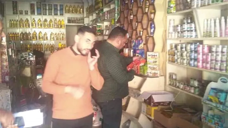 أعدام منتجات البان ولحوم مصنعه فاسده ببنى سويف