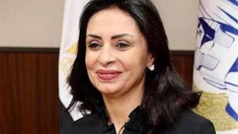 قومى المرأة يهنئ السيدات أساتذة الجامعة المكرمات فى عيد العلم
