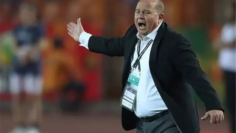 شوقي غريب ونجوم جيل 2001 في قرعة بطولة كأس الأمم الأفريقية للشباب