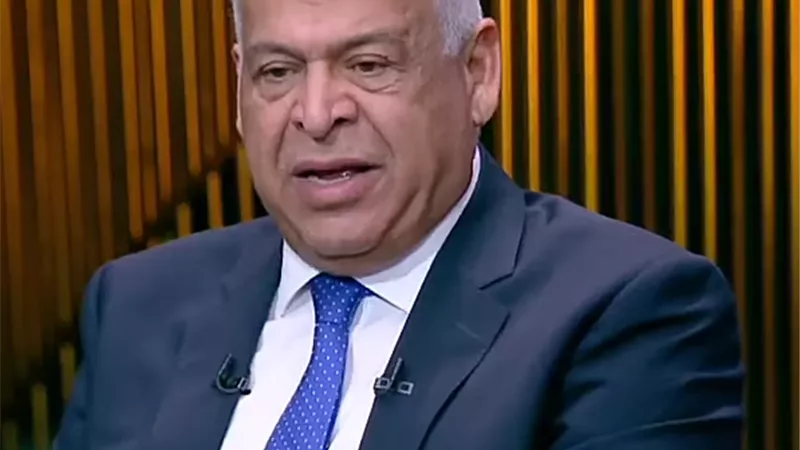 سموحة تفكر فى ضم نجم الأهلي فى الانتقالات الشتوية