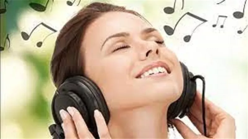 كلام الحب والهجر وتحريك المشاعر فى الغناء يفند حكمها امناء الفتوى