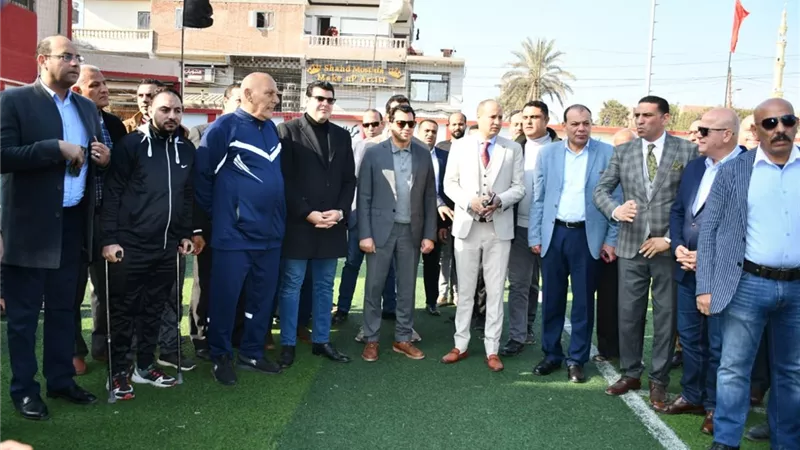 وزير الرياضة ومحافظ الشرقية يفتتحان أعمال تطوير 4 مراكز شباب..صور