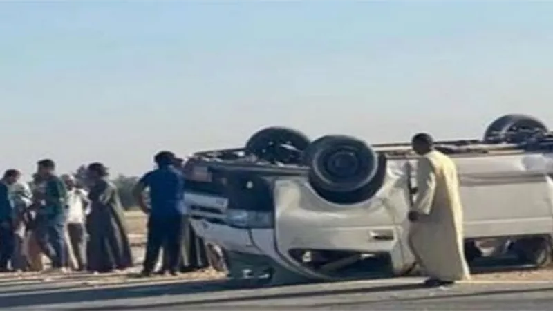 إصابة 9 أثر انقلاب ميكروباص بالطريق الأوسطى فى أكتوبر
