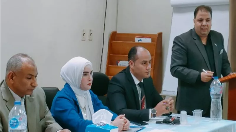القوى العاملة: ندوة توعوية تنظمها وحدة المساواة بين الجنسين