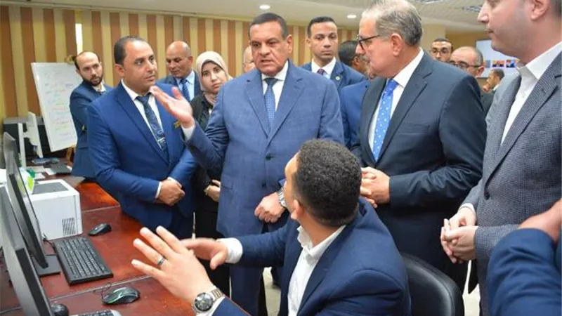 وزير التنمية المحلية ومحافظ كفر الشيخ يتفقدان عددا من المشروعات الخدمية